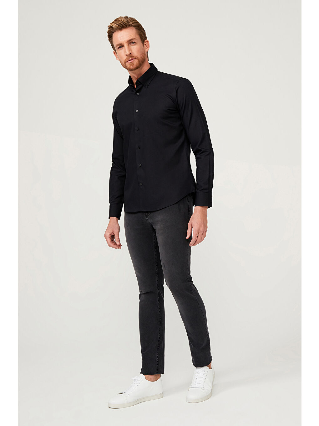 Siyah Uzun Kol Slim Fit Dar Kesim Pamuk Gömlek-2