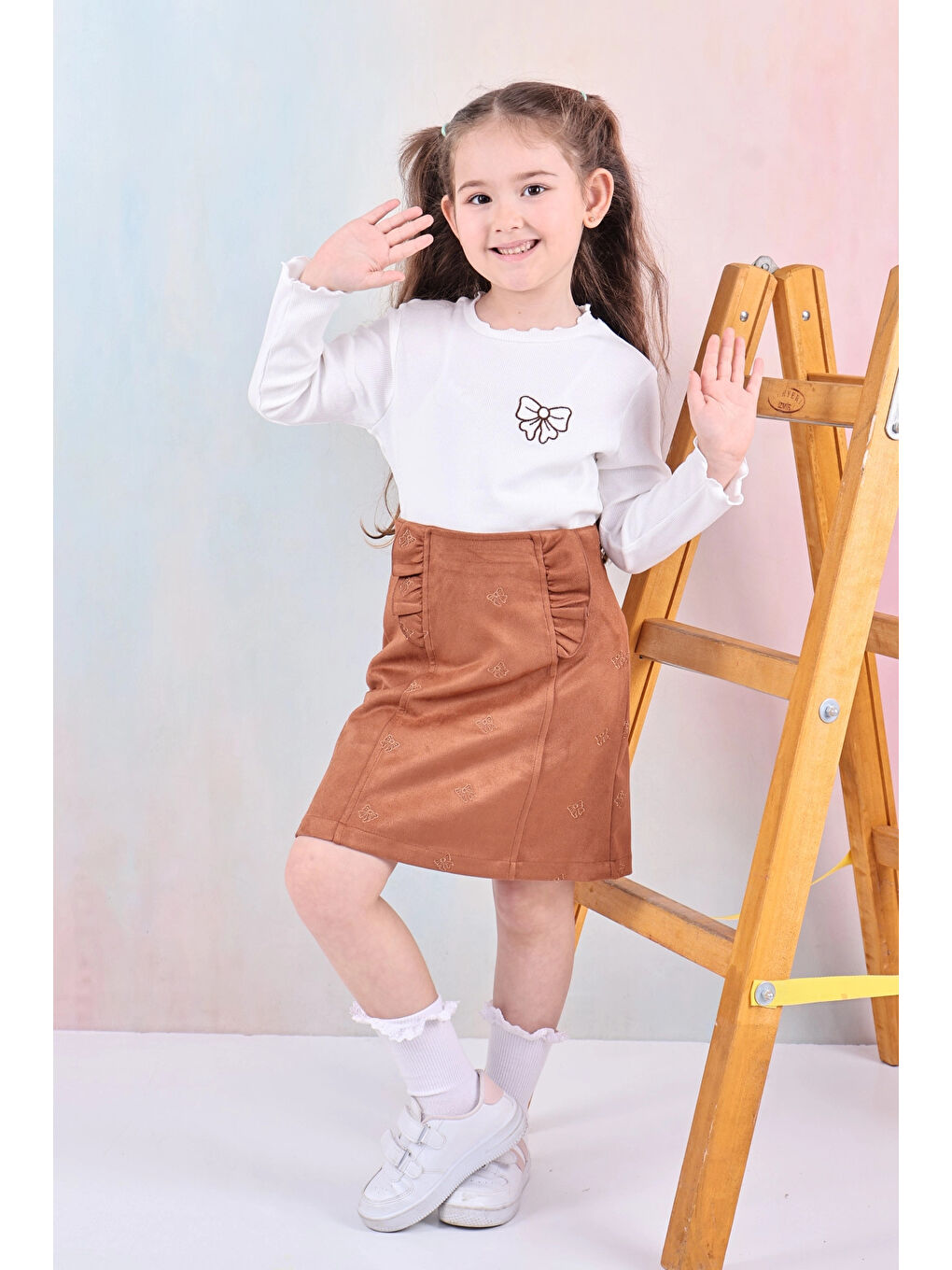 Kahverengi Fiyonk Nakışlı Kız Çocuk Etekli Takım 50652-1