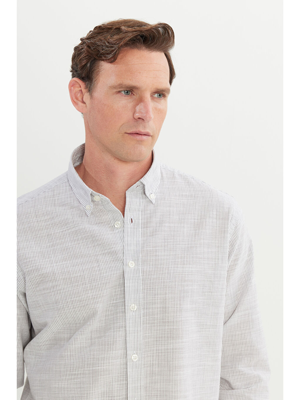 Erkek Gri %100 Pamuk Comfort Fit Rahat Kesim Düğmeli Yaka Çizgili Gömlek-3