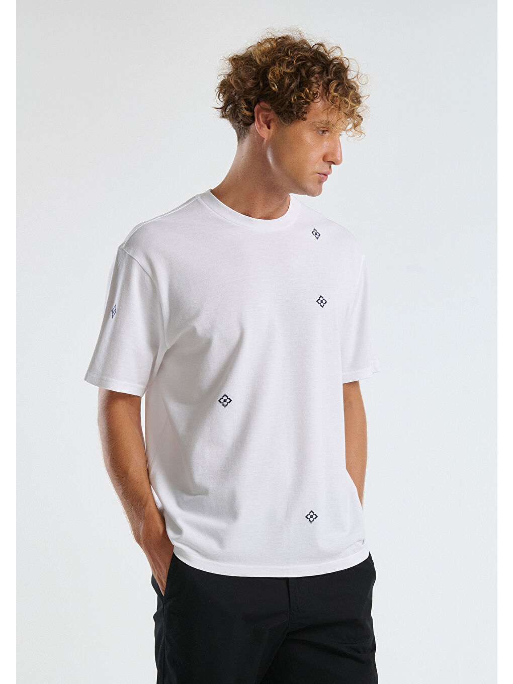 Erkek Beyaz %100 Pamuk Desenli Pike T-Shirt