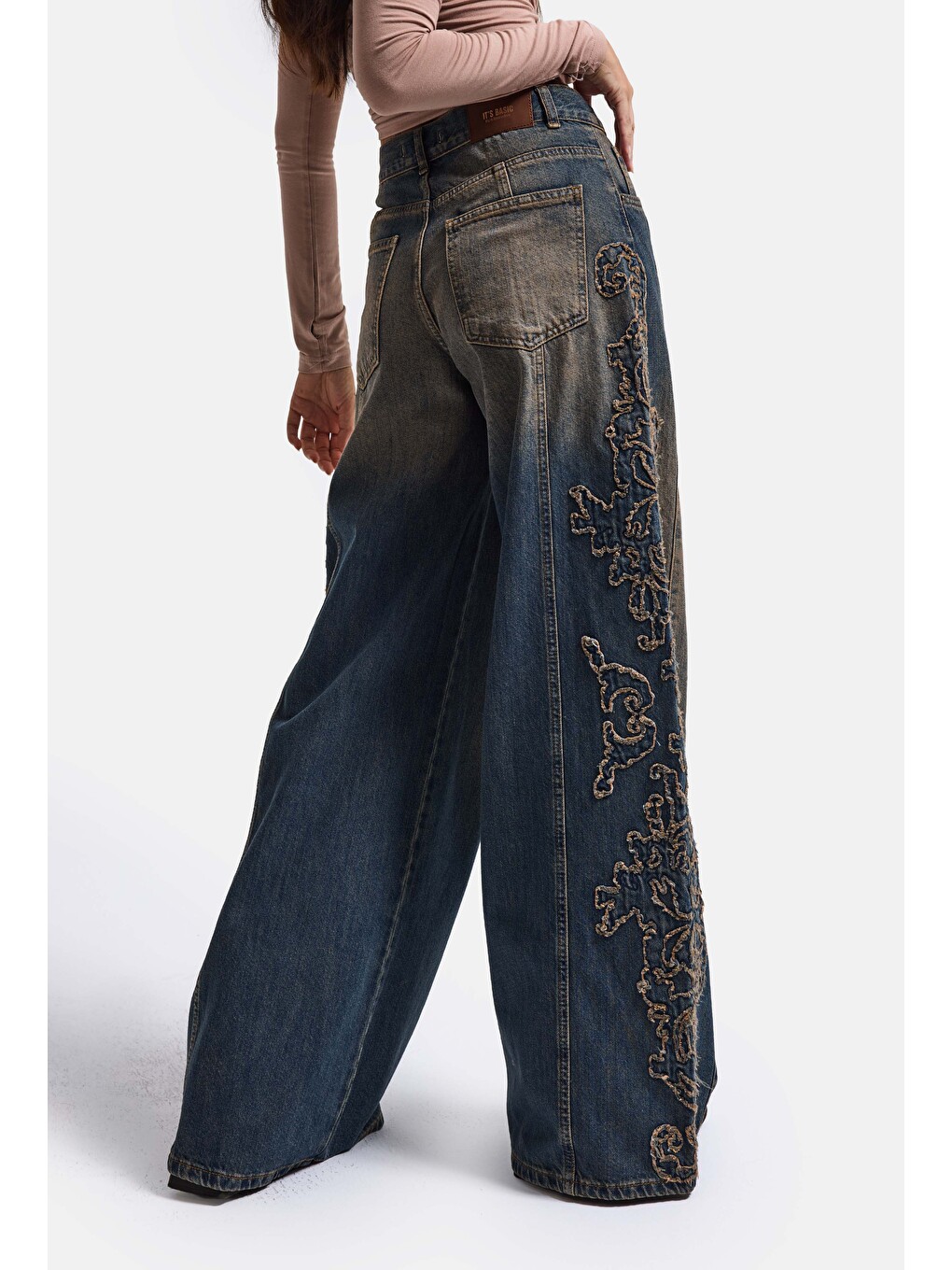 Mavi Kadın Koyu Jean 4w6-32 Palazzo Fit Özel Nakış Detaylı Tasarım Denim Jean-1