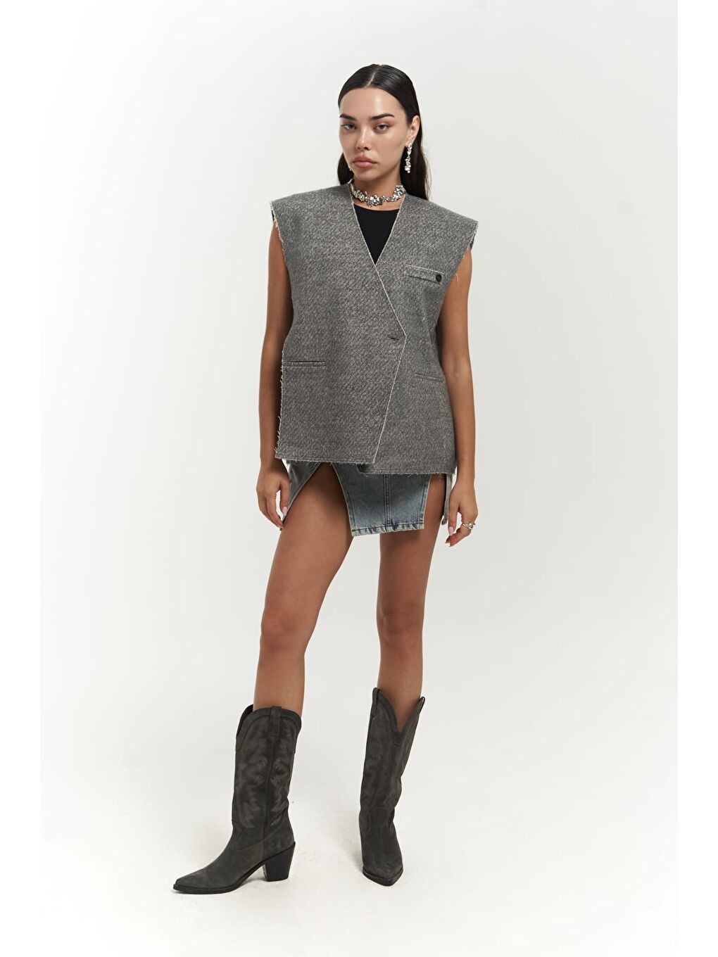 Faven Gri Yan Yırtmaç Detay Yelek-1