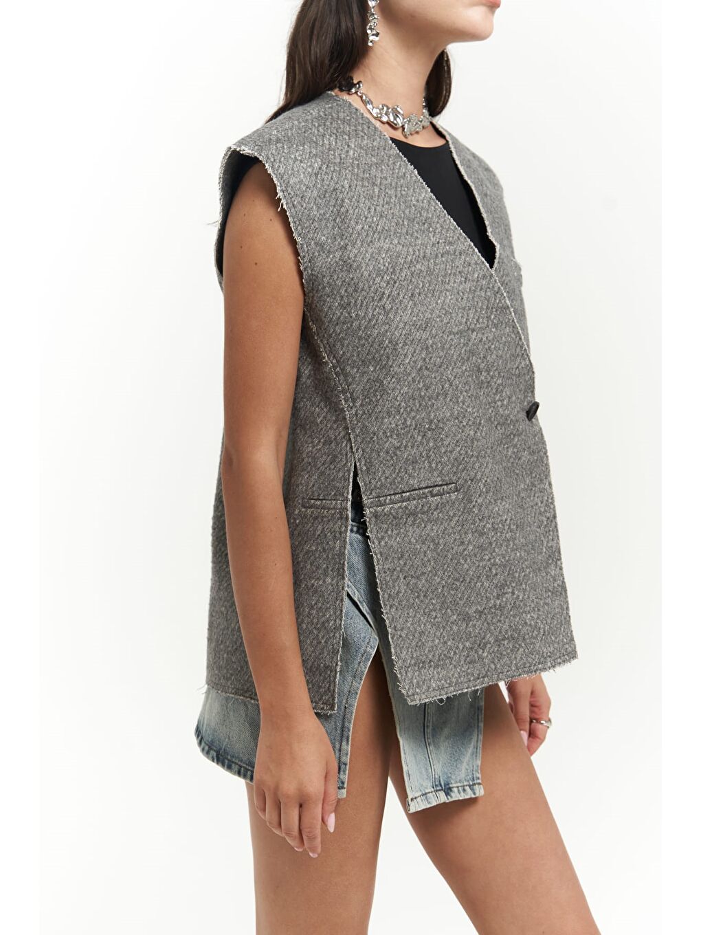 Faven Gri Yan Yırtmaç Detay Yelek-5