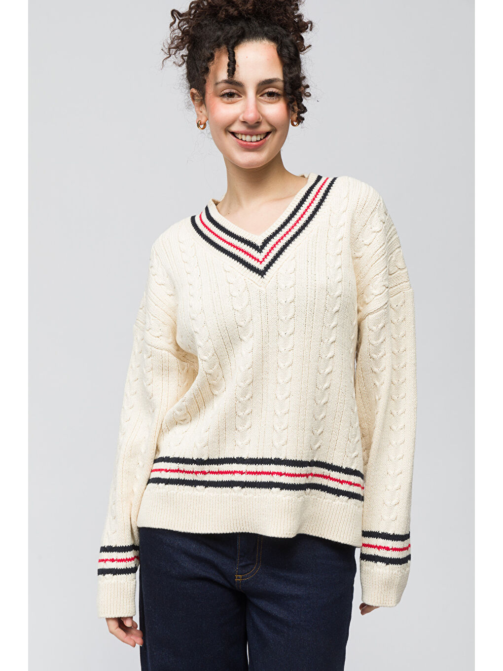 Stokholm   V Yaka Uzun Kollu ve Çizgi Detaylı Kazak   Ekru Renk-2