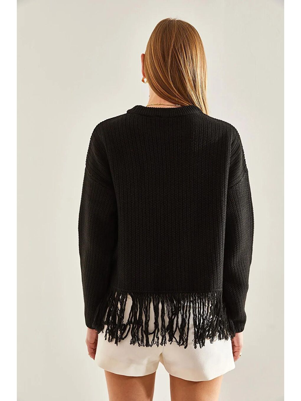 Siyah Kadın Etek Ucu Püsküllü Triko Kazak-2