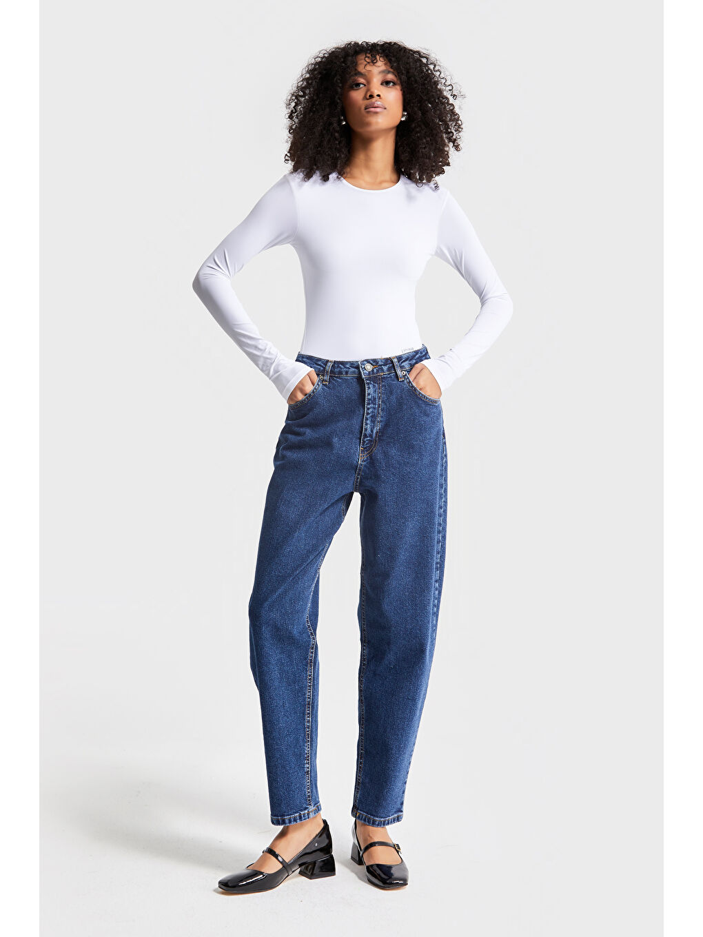 it's basic Koyu Mavi Kadın Koyu Mavi Renk Elastanlı Kumaş Mom Fit Denim