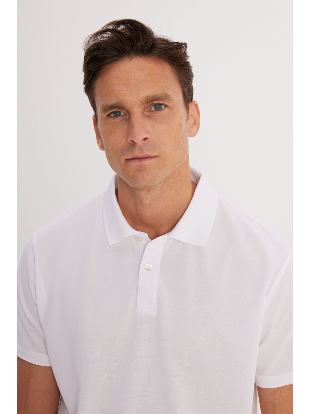 Erkek Beyaz Pamuklu Slim Fit Dar Kesim Polo Yaka Tişört-3