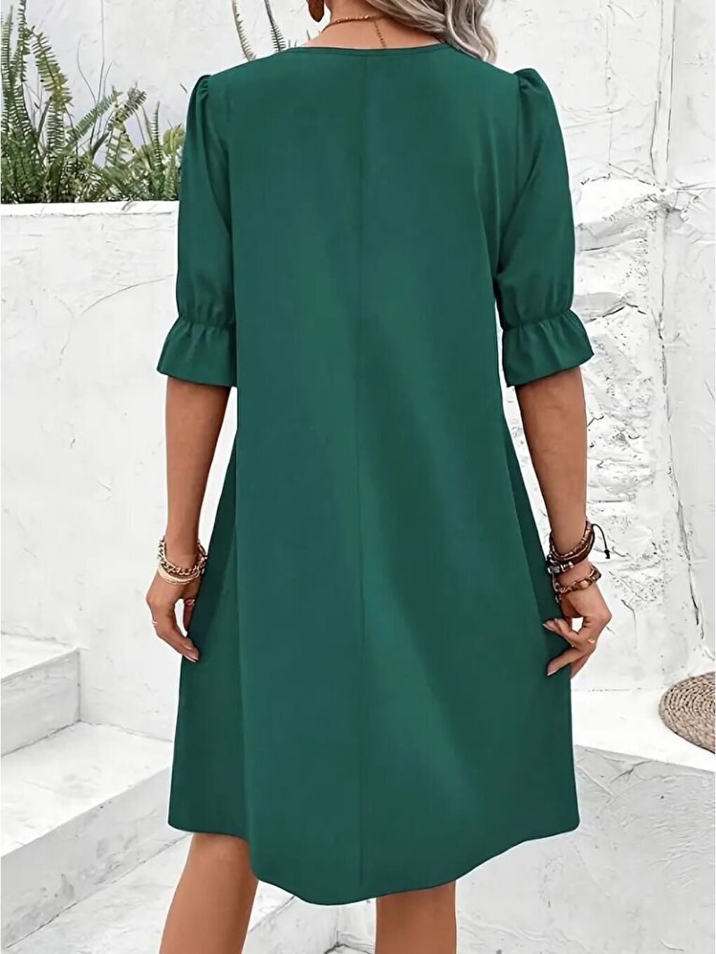 Yeşil Kadın Kısa Kollu V Yakalı Salaş Janjan Krep Elbise-3