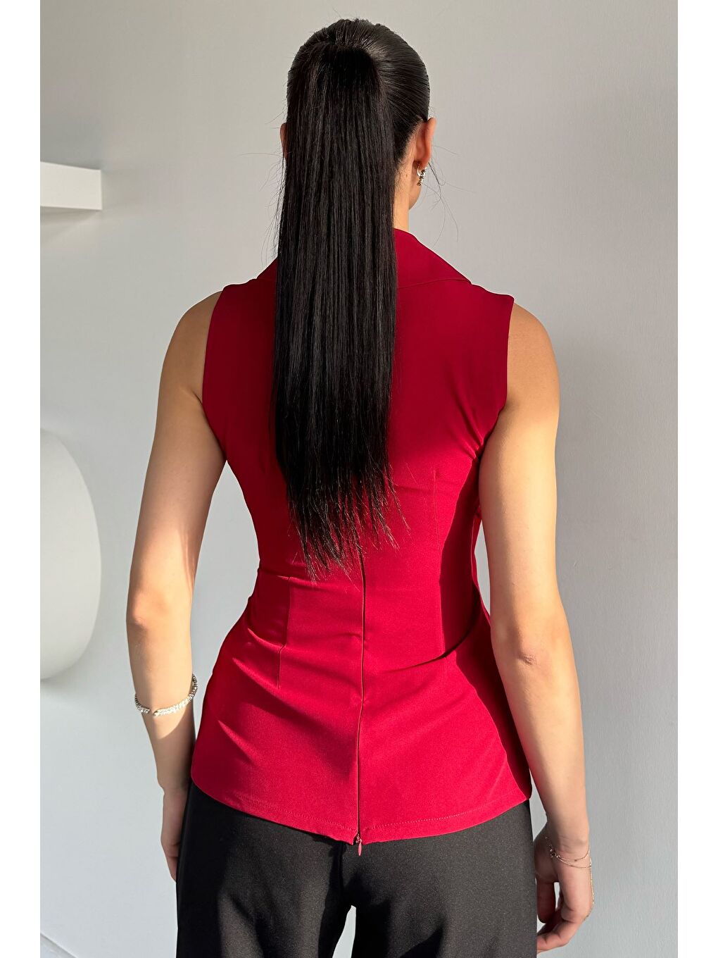 Bordo Kadın Kruvaze Yaka Drape Detaylı Asimetrik Bluz-3