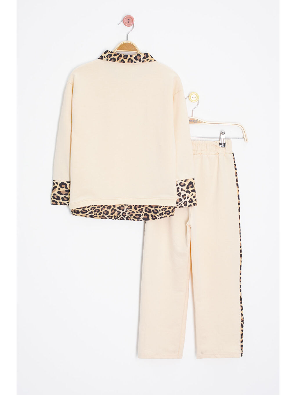 Ekru Krem Leopar Şerit Detaylı Kalpli Kız Çocuk Alt Üst 2li Takım 20666-3
