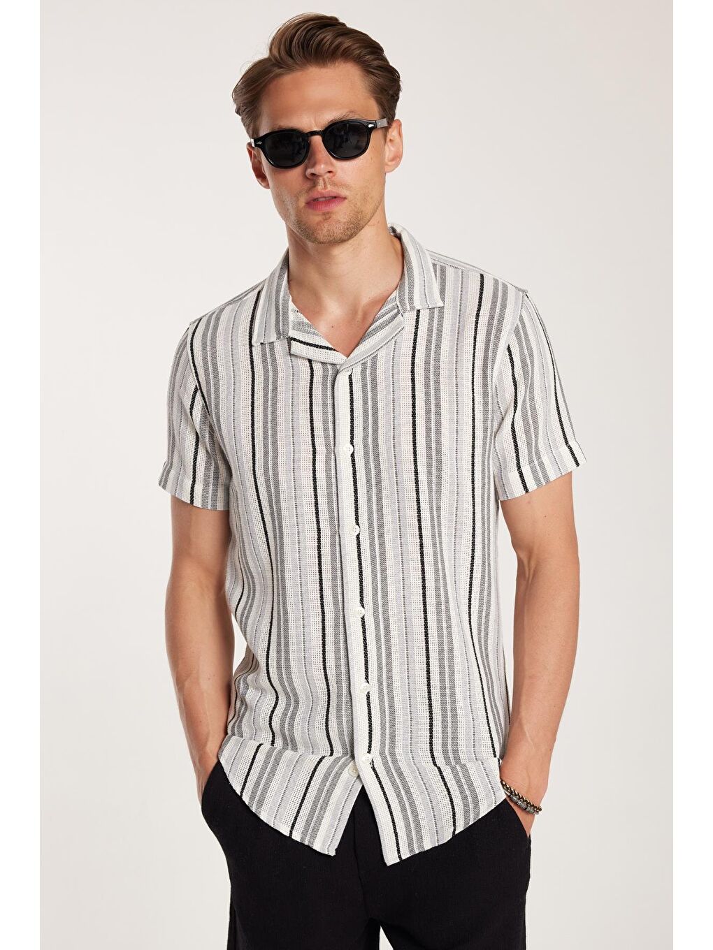 Karışık Erkek Slim Fit Dar Kesim Pamuklu Rahat Kullanım Çizgili Kısa Kollu Apaş Yaka Gömlek-1