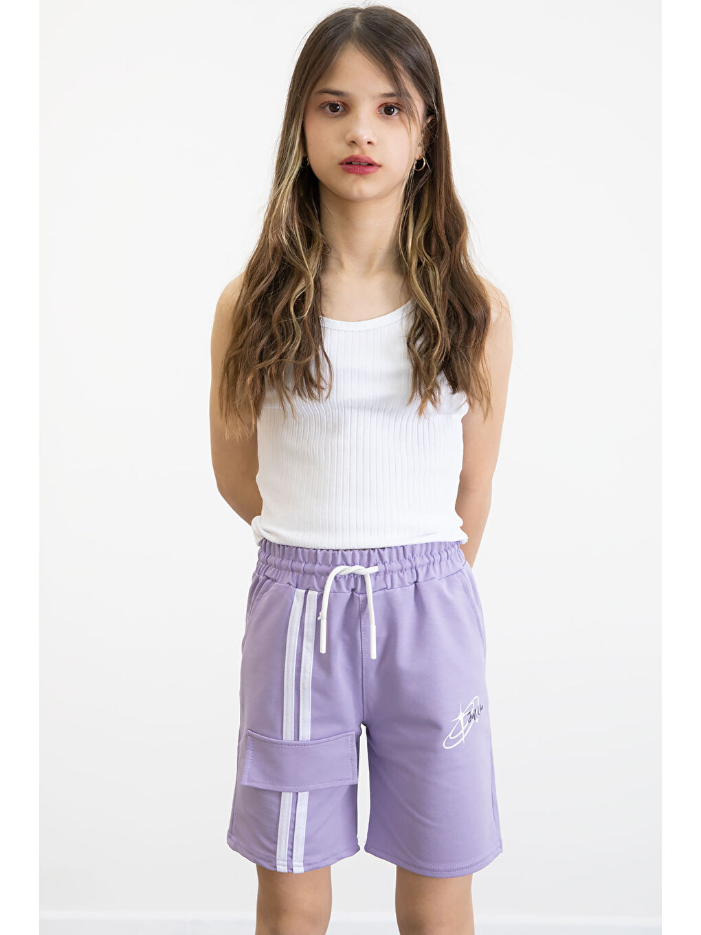 Lila Beli Lastikli Şerit Detaylı Kız Çocuk Şort 20755-3