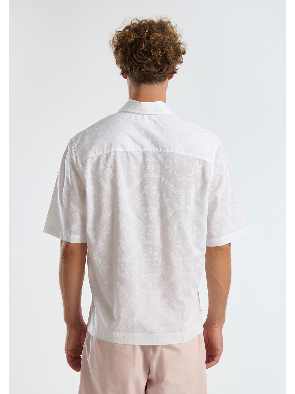 Erkek Beyaz %100 Pamuk Kısa Kollu Desenli Gömlek-2