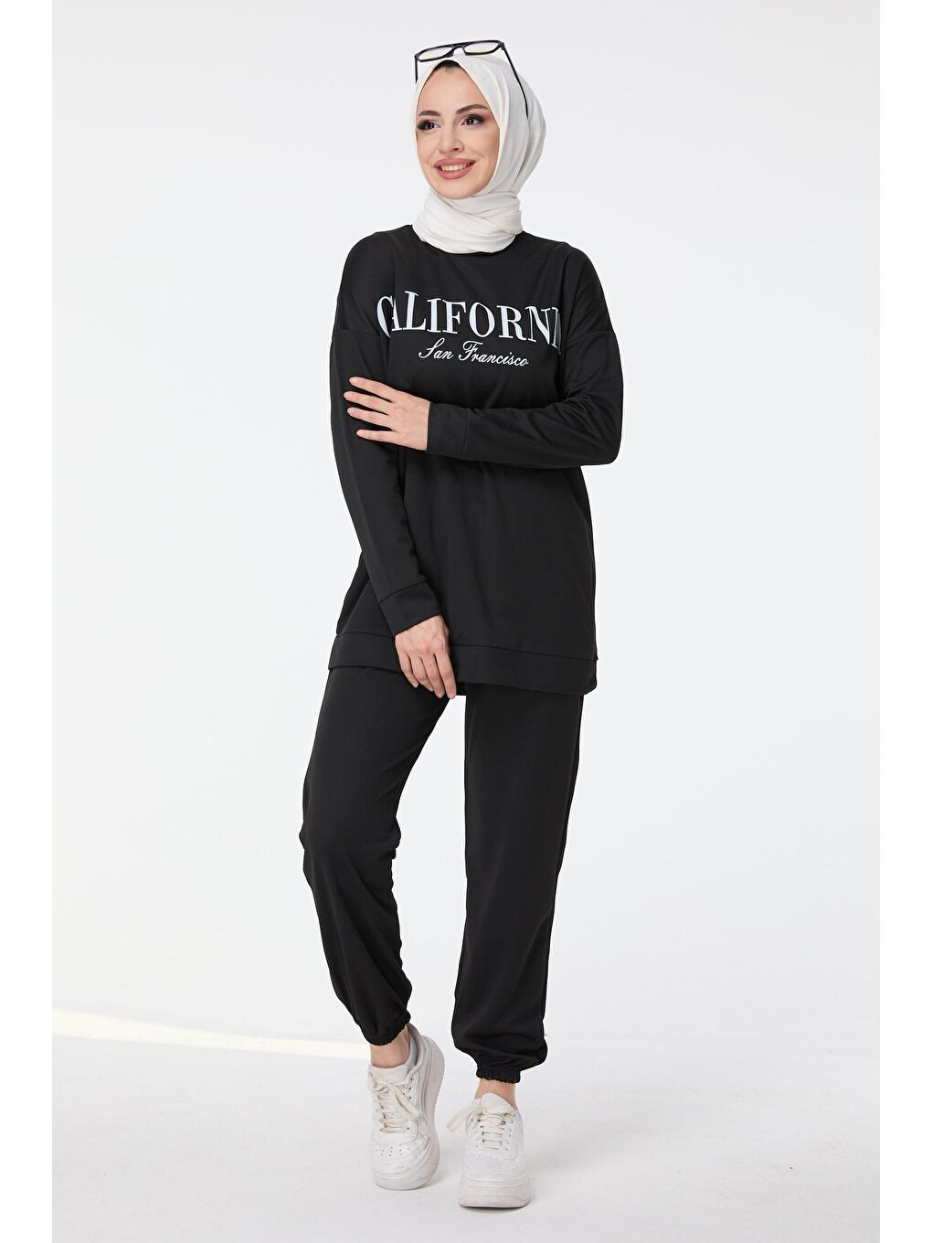 Bisiklet Yaka Kadın Siyah Tunik Pantolon - 13046-1
