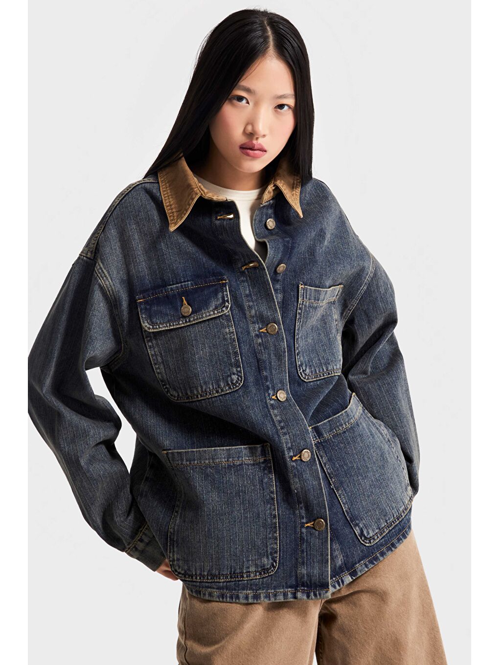 Mavi Kadın Jean Rengi 2w5-8 Oversize Önü Düğmeli Yaka Detaylı Tasarım Denim Ceket