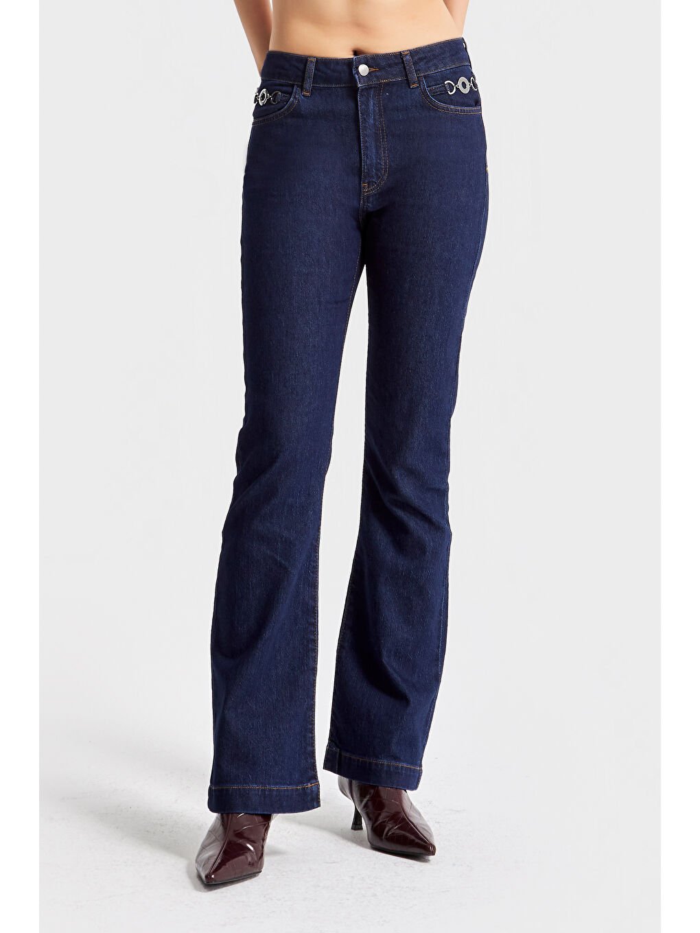 Kadın Lacivert Renk 19w5-33 Yüksek Bel Flare Fit Aksesuar Detaylı Esnek Kumaş Tasarım Denim Jean-2