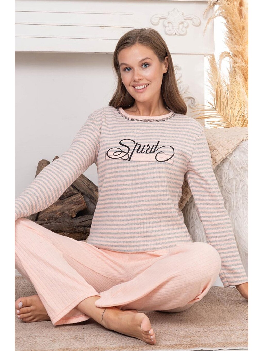 Pembe Love Baskılı Büyük Beden Pijama Takımı
