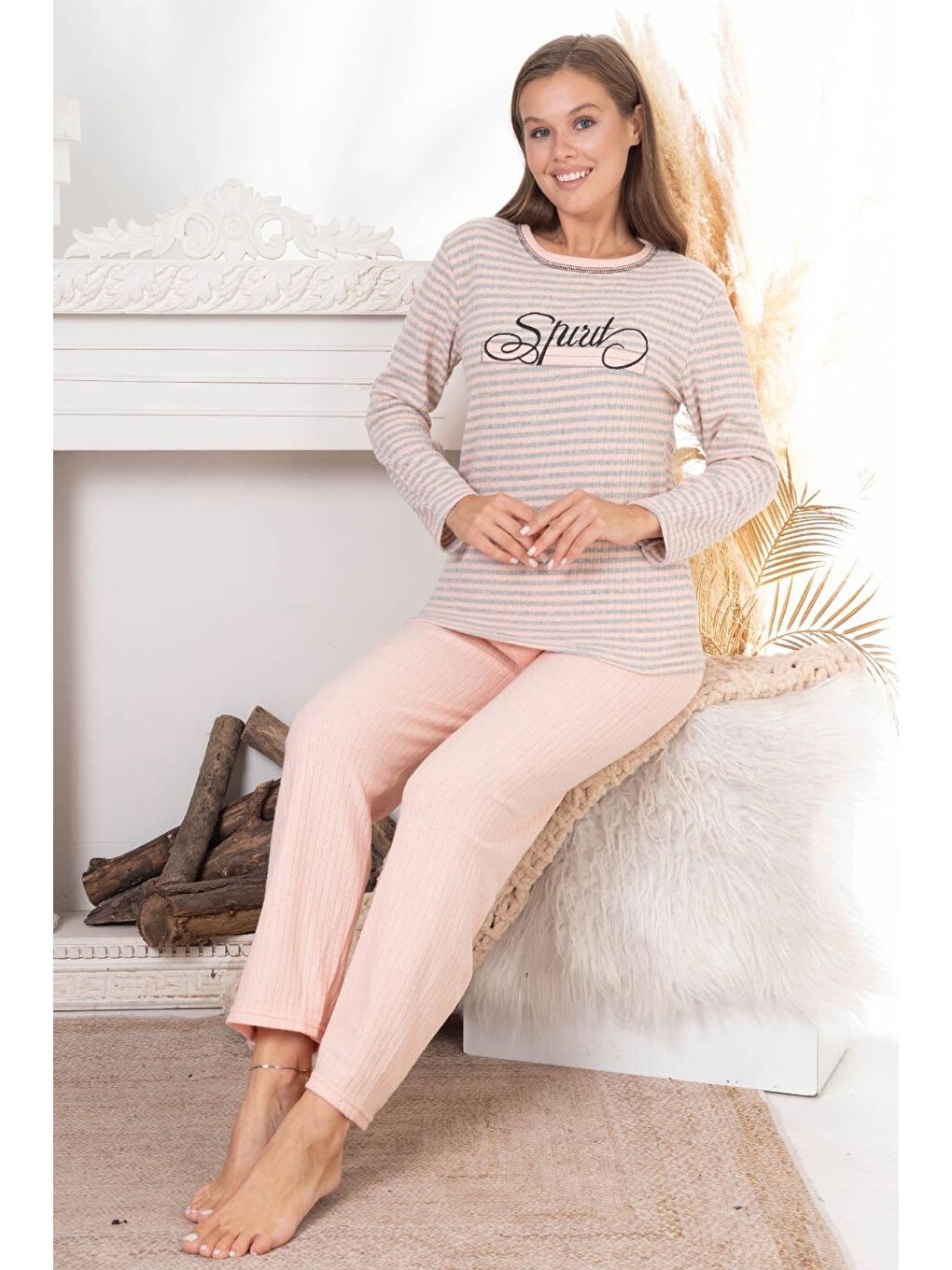 Pembe Love Baskılı Büyük Beden Pijama Takımı-1