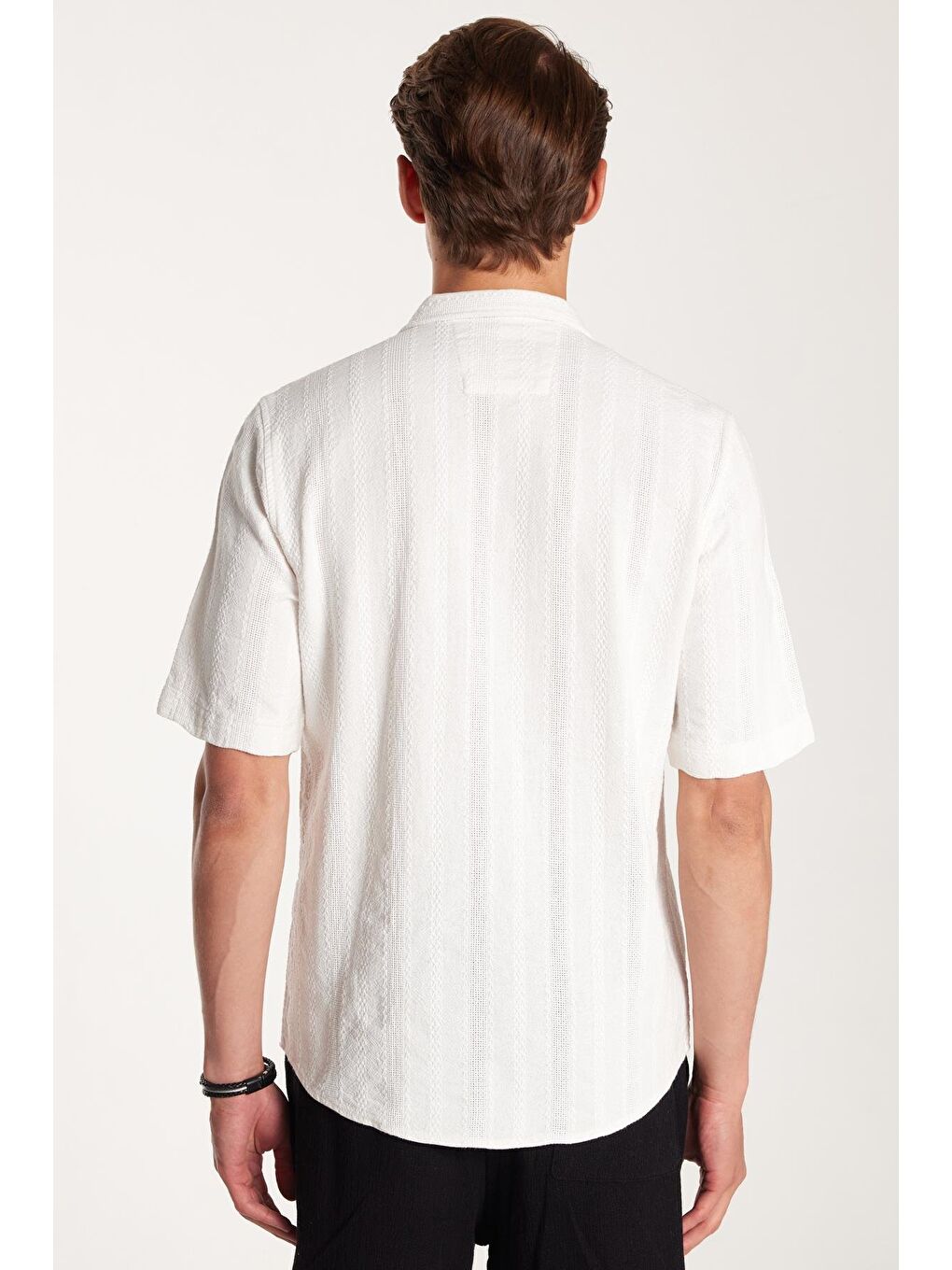 Erkek Regular Fit Klasik Kesim %100 Pamuk Keten Efekt Kısa Kollu Spor Apaş Yaka Beyaz Gömlek-4