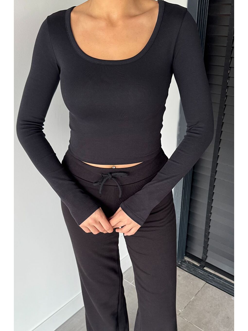 Siyah Kadın Uzun Kol Basic Elastanlı Slim Fit Body Bluz-2