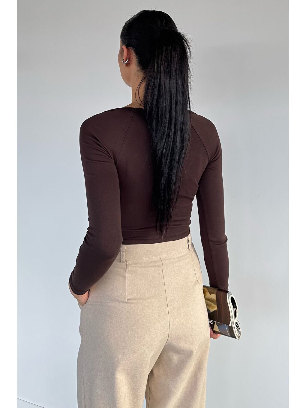 Kahverengi Kadın V Yaka Uzun Kol Elastanlı Slim Fit Body Bluz-3