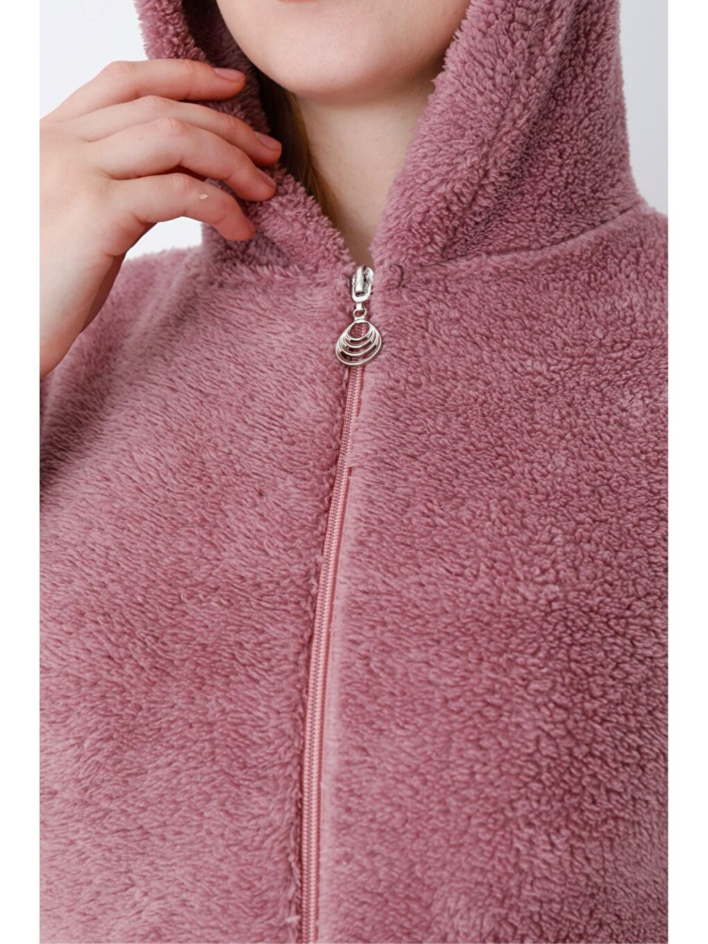 Kadın Lila Uzun Kollu Cepli Fermuarlı Kapüşonlu Pelüş Hırka-2