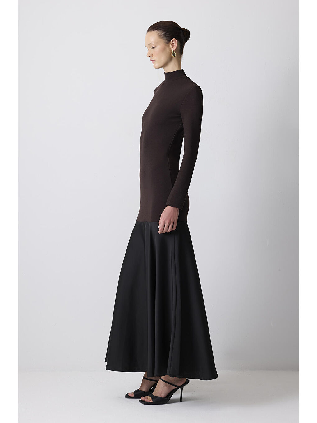 Kahverengi Saten Garnili Elbise-2