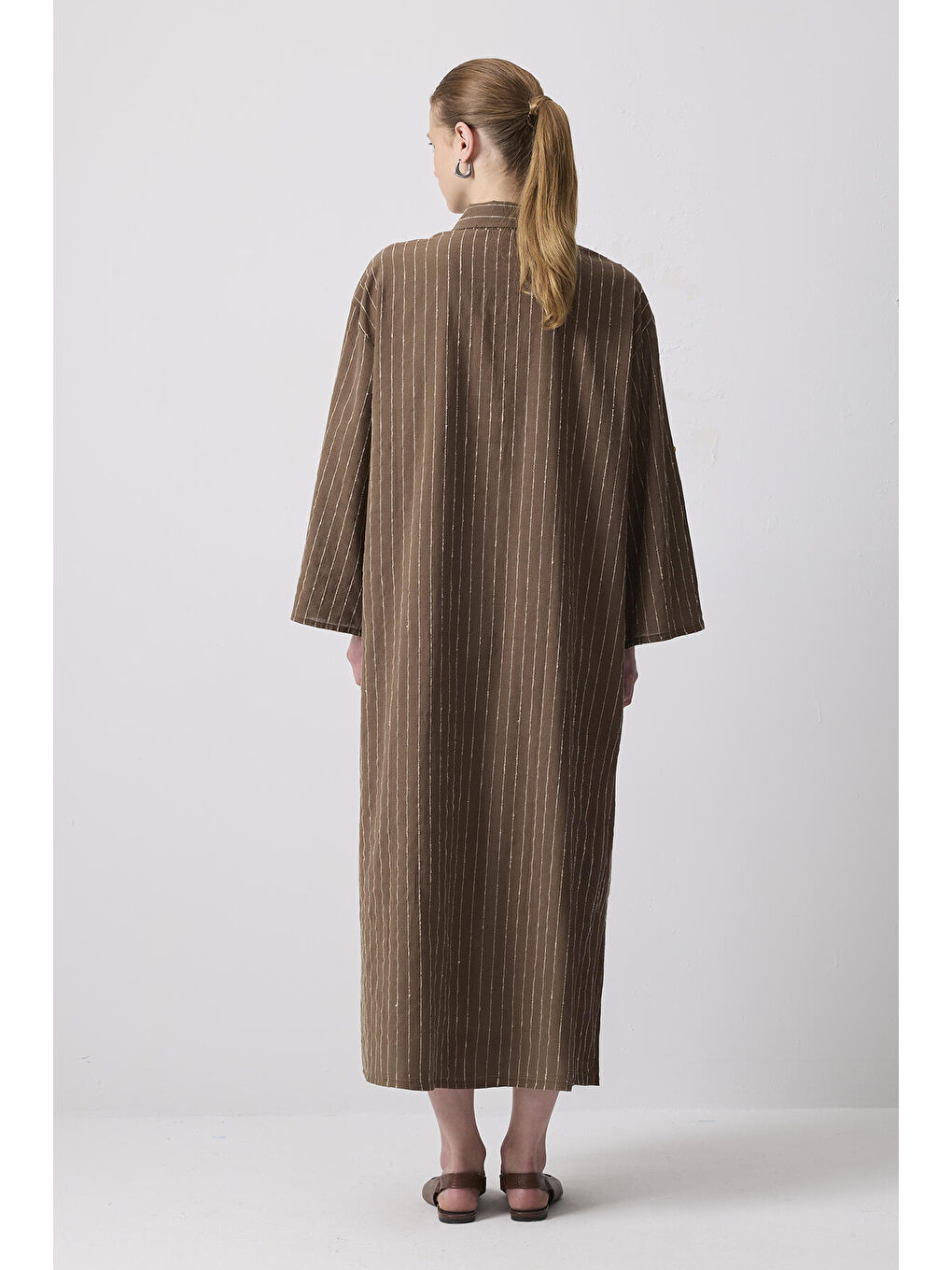 Kahverengi Çizgili Oversıze Keten Elbise-3