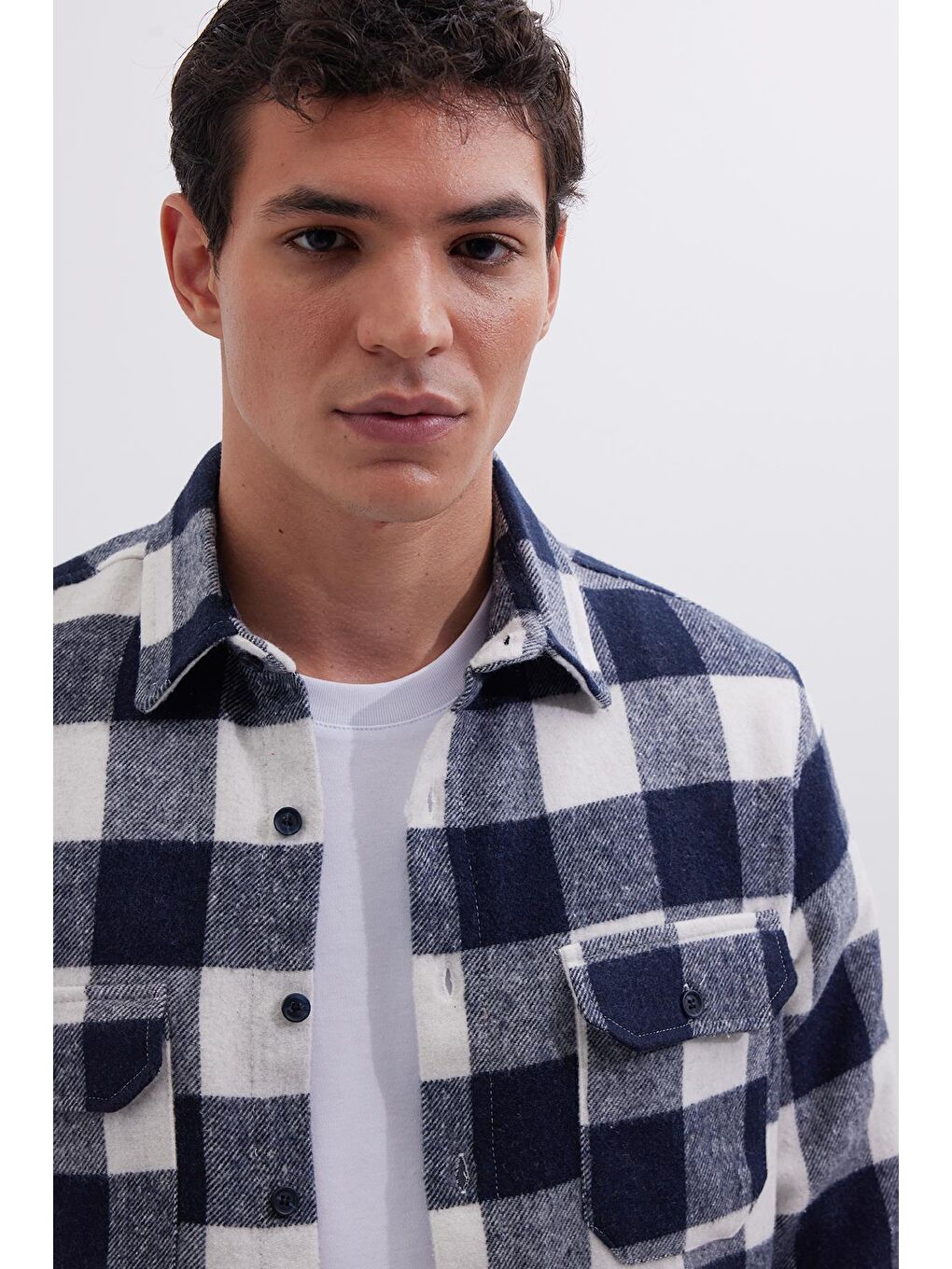 Karışık Erkek Slim Fit Dar Kesim Uzun Kollu Kapaklı Çift Cepli Kareli Kışlık Oduncu Gömlek-1