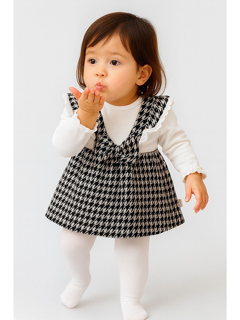 Siyah Ekose Desenli Fiyonklu Askılı Kız Bebek  Elbisesi-3