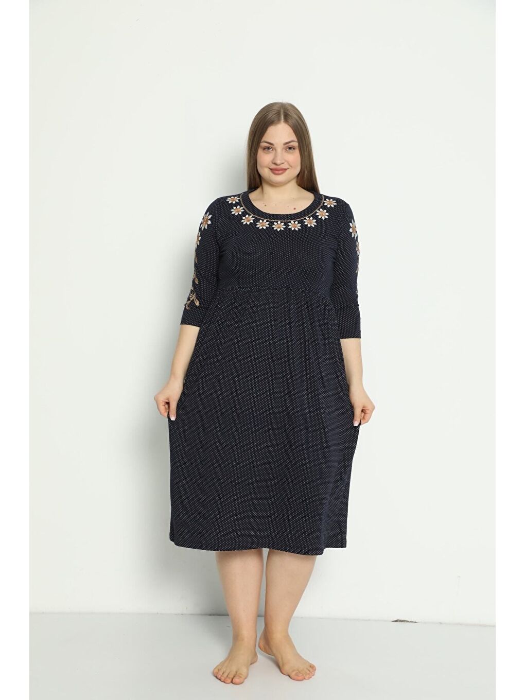Lacivert Kadın Desenli Cepli Nakış Detaylı Büyük Beden Penye Modal Pamuklu Elbise-3