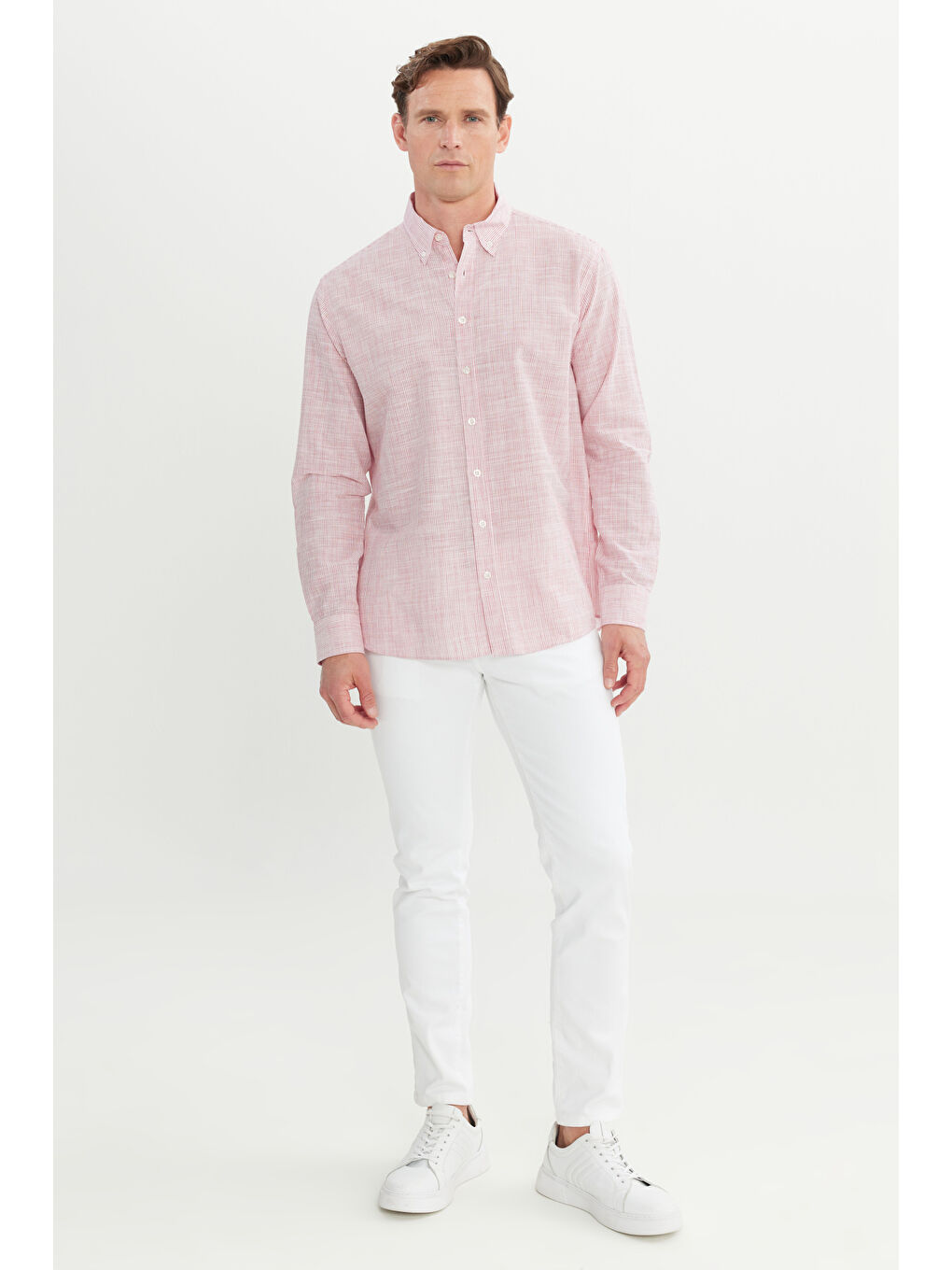 Erkek Kırmızı %100 Pamuk Comfort Fit Rahat Kesim Düğmeli Yaka Çizgili Gömlek-1