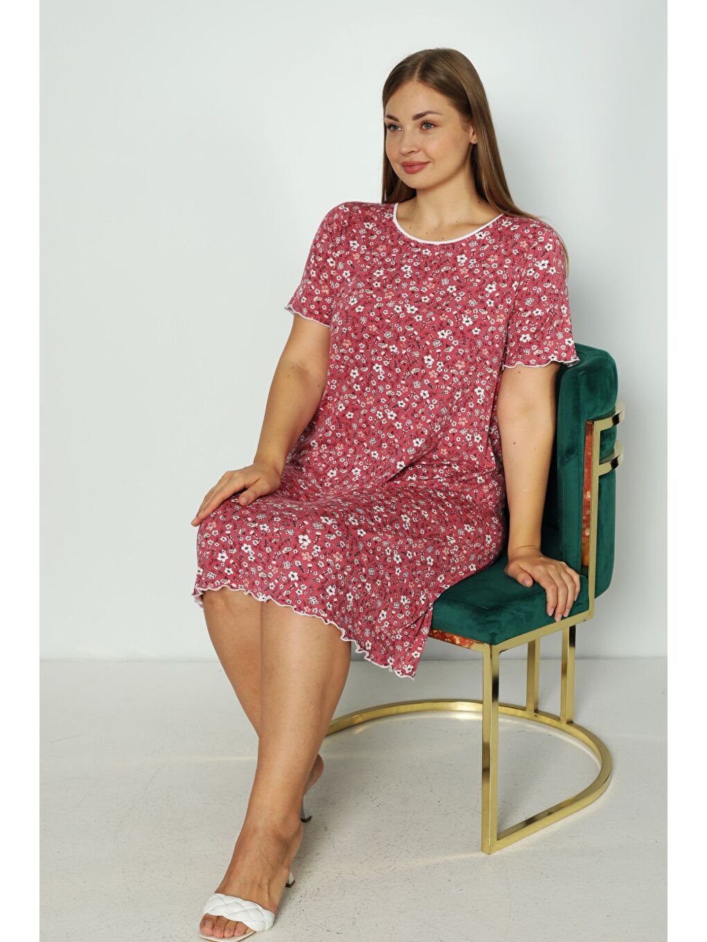 Pembe Desenli Biyeli Kısa Kollu Büyük Beden Esnek Gecelik-2