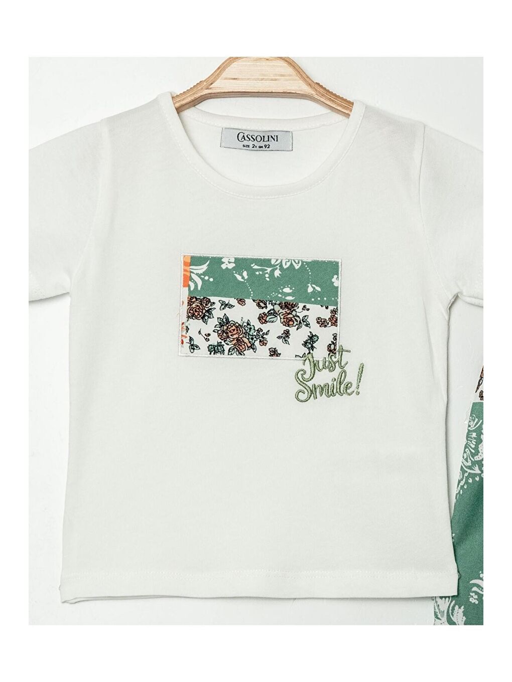 Yeşil Çiçek Desenli Pantolon ve Tişörtlü Kız Bebek Takım-1