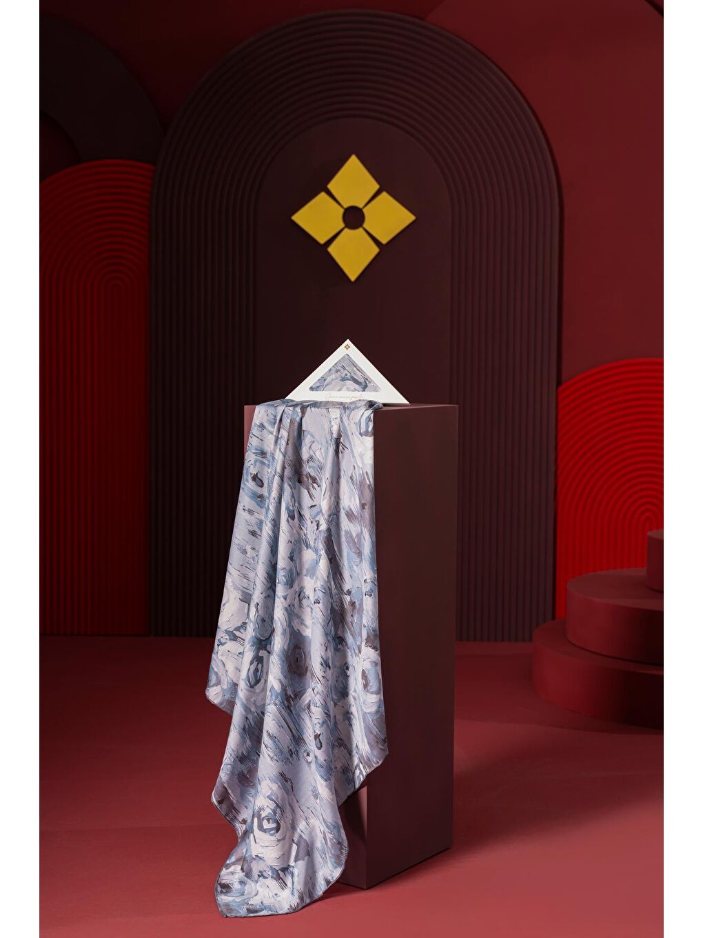 Gri Kadın Millas Soft Eşarp