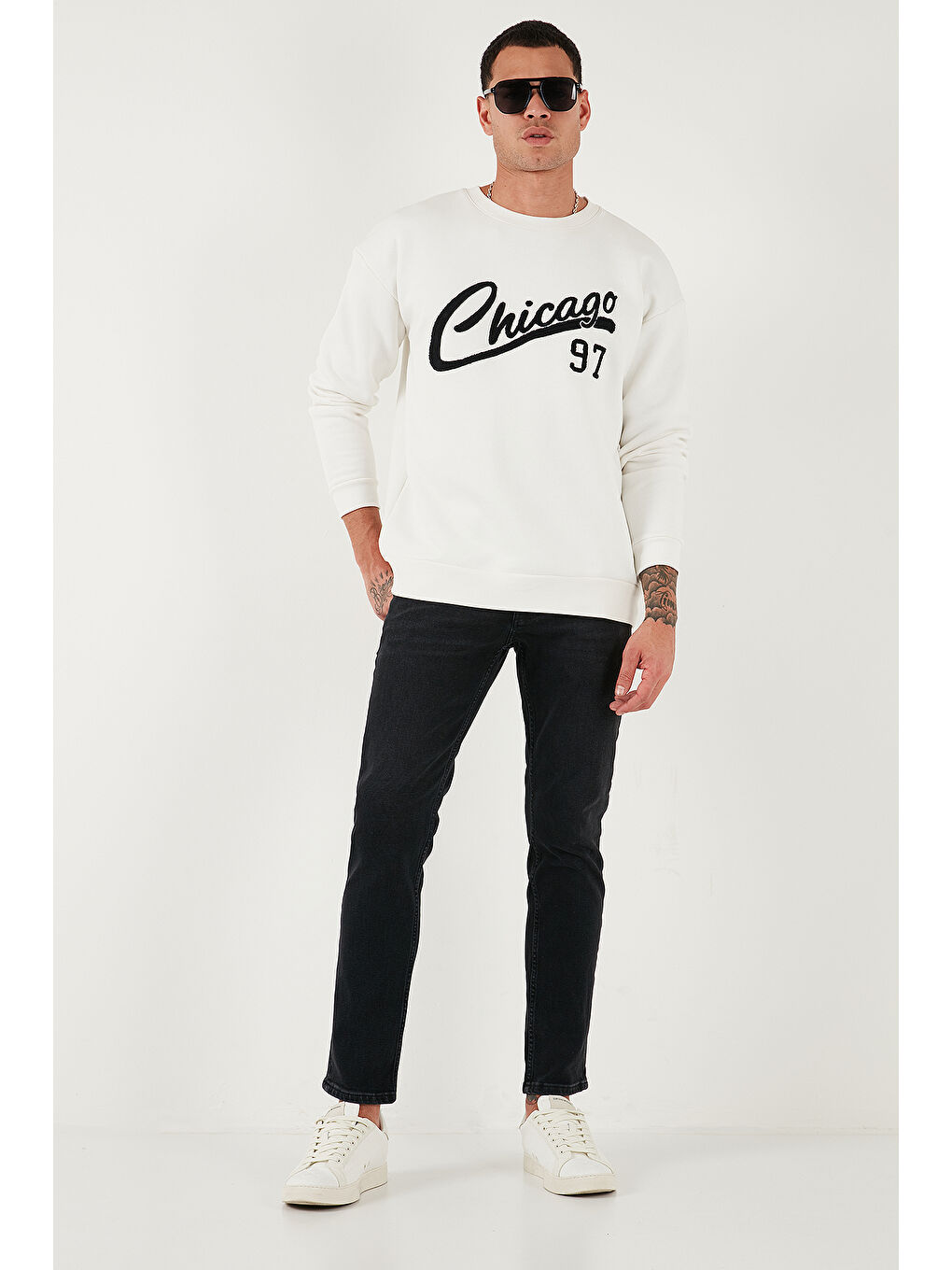 Siyah Pamuklu Regular Fit Normal Bel Boru Paça Jeans 2203C14PARMA