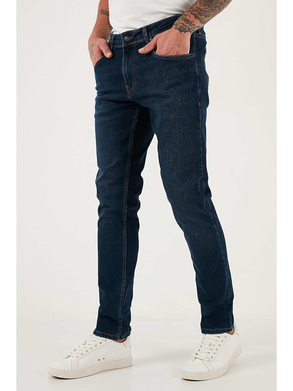 Lacivert Pamuklu Slim Fit Yüksek Bel Dar Paça Jeans 3300C28TOKYO-3