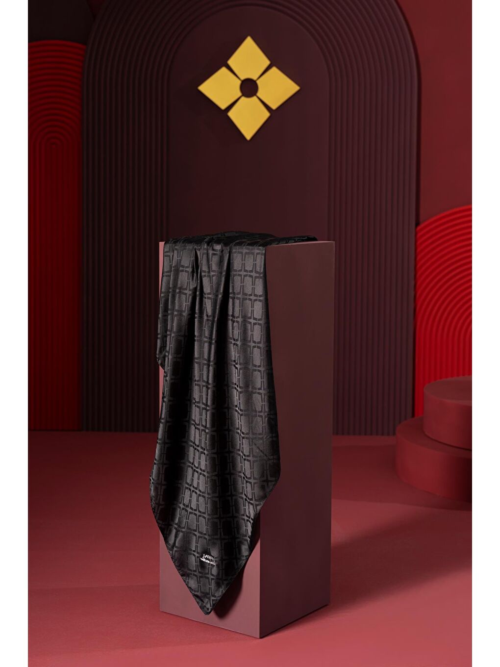 Siyah Kadın Geometrik Jakarlı Eşarp