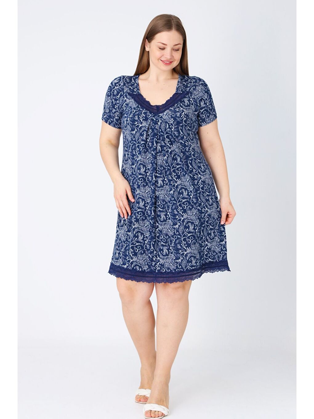 Lacivert Kadın Büyük Beden Dantelli Kısa Kollu Elastanlı Gecelik-1