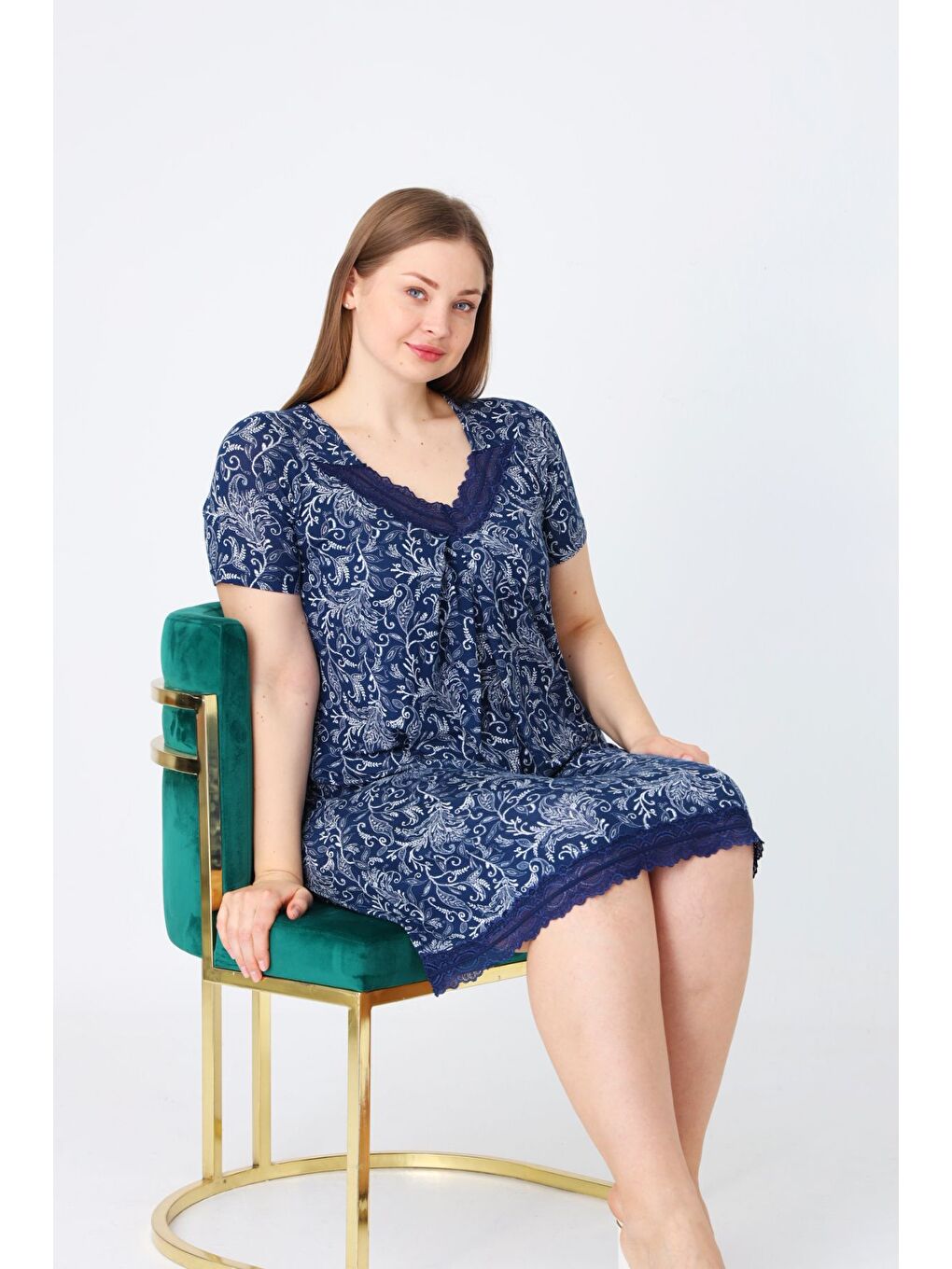 Lacivert Kadın Büyük Beden Dantelli Kısa Kollu Elastanlı Gecelik-3