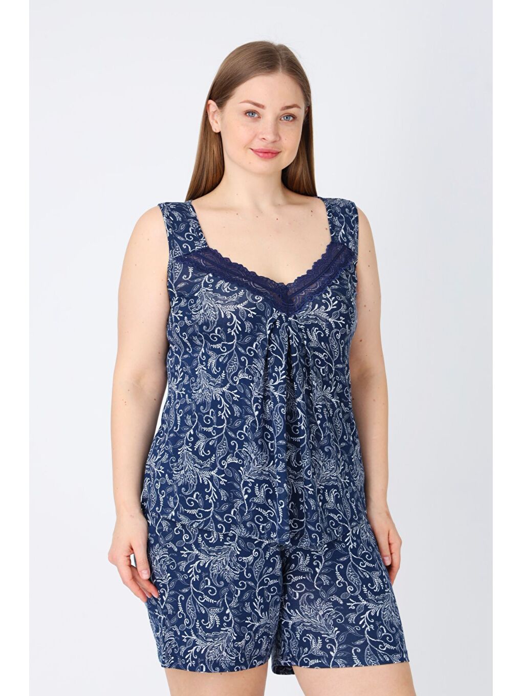 Lacivert Dantelli Askılı Büyük Beden Viskon Alt Üst Gecelik Takım-1