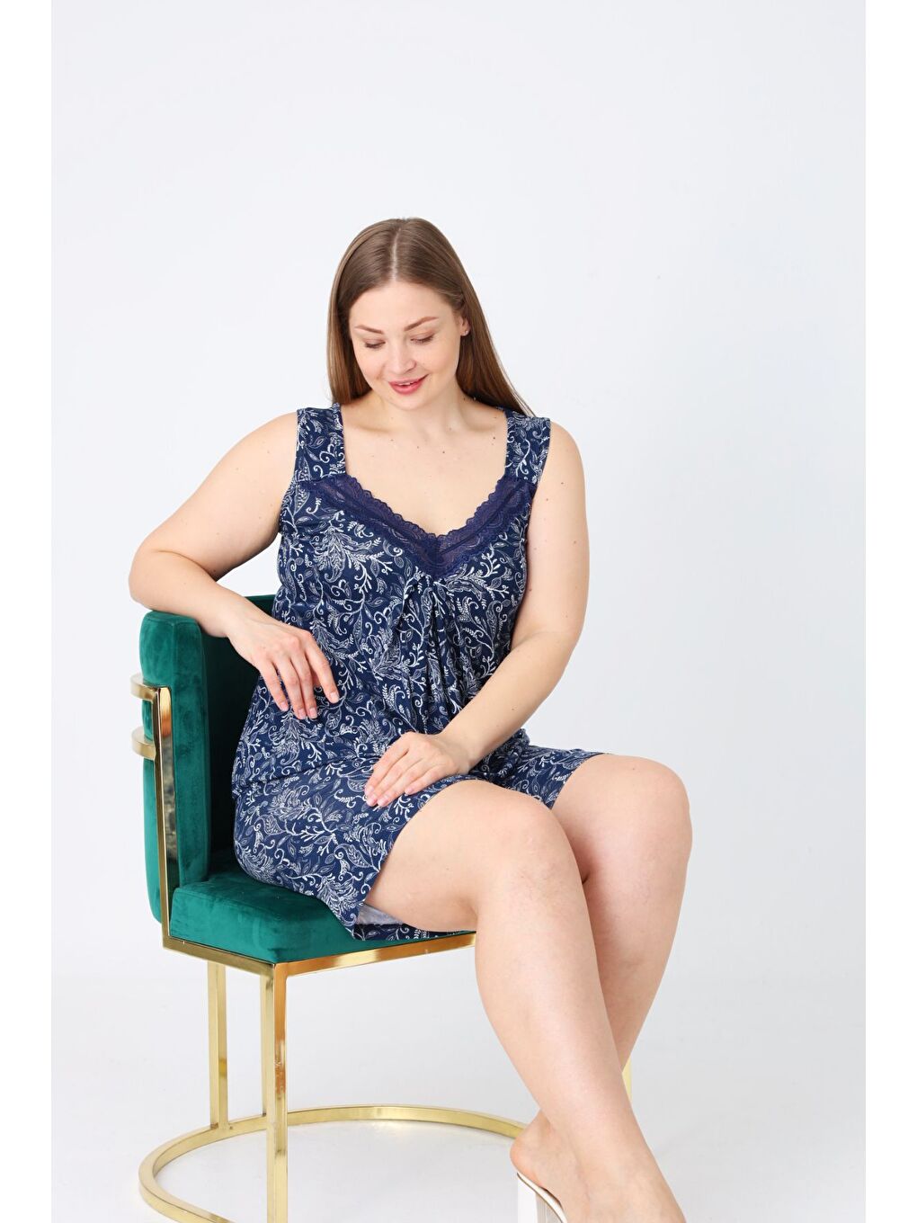 Lacivert Dantelli Askılı Büyük Beden Viskon Alt Üst Gecelik Takım-2