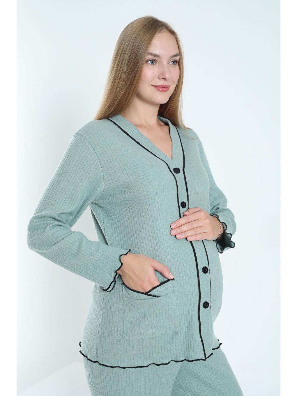 Yeşil Önden Düğmeli Ayarlanabilir Bel Kol ve Paça Fırfır Detaylı Hamile Pijama Takımı-3