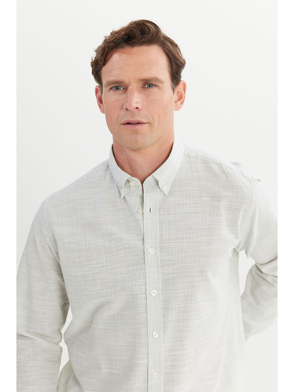 Erkek Haki %100 Pamuk Comfort Fit Rahat Kesim Düğmeli Yaka Çizgili Gömlek-3