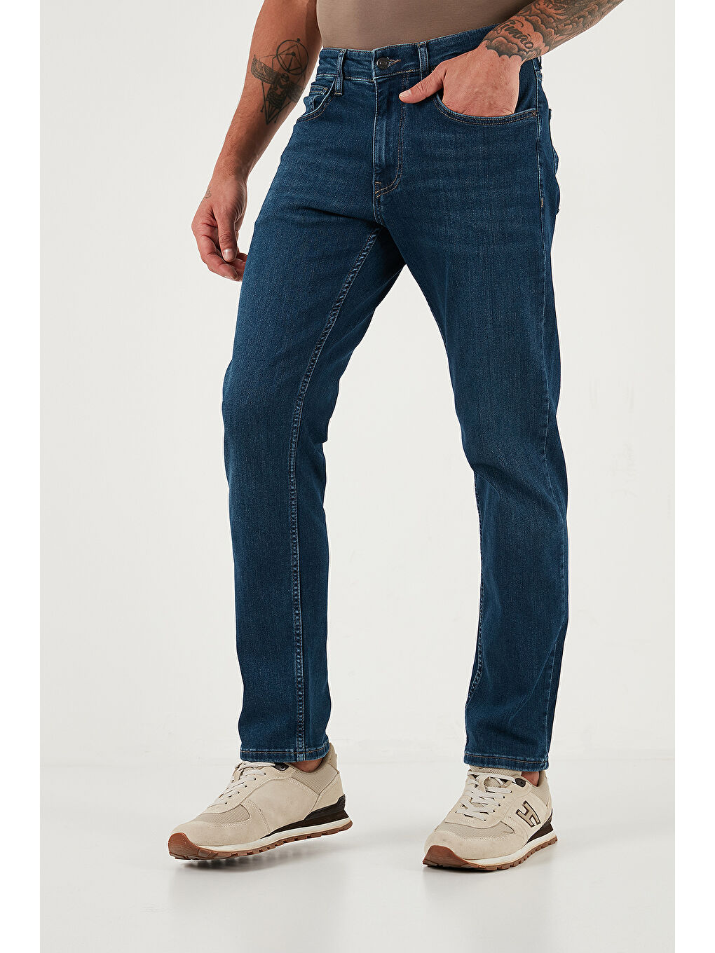Lacivert Streç Pamuklu Comfort Fit Yüksek Bel Boru Paça Jeans 4400C06TEXAS-3