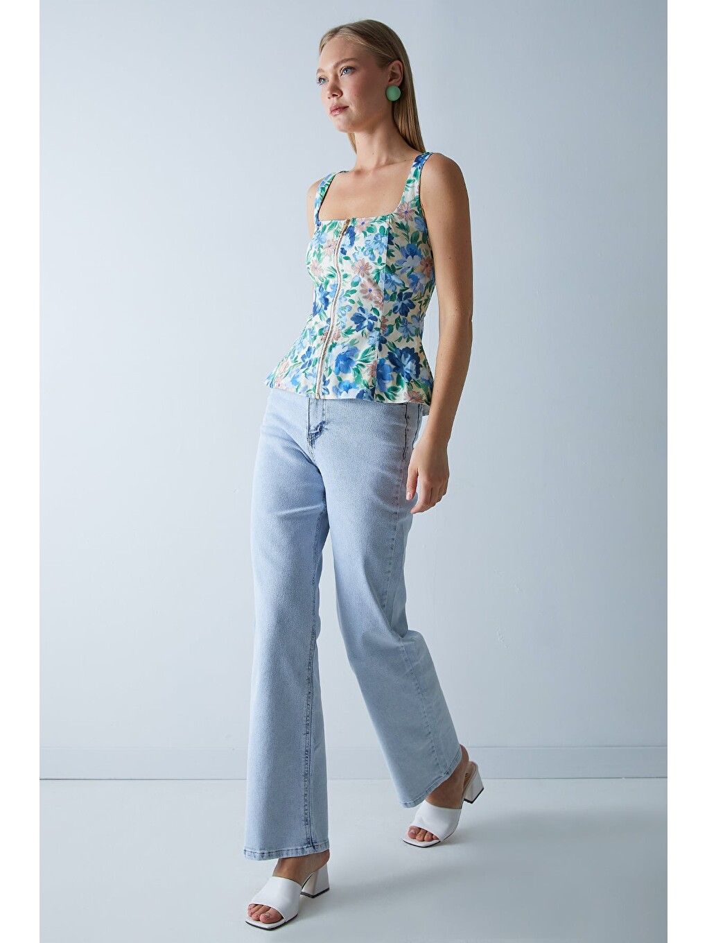 Mavi Yüksek Bel Straight Jean-1