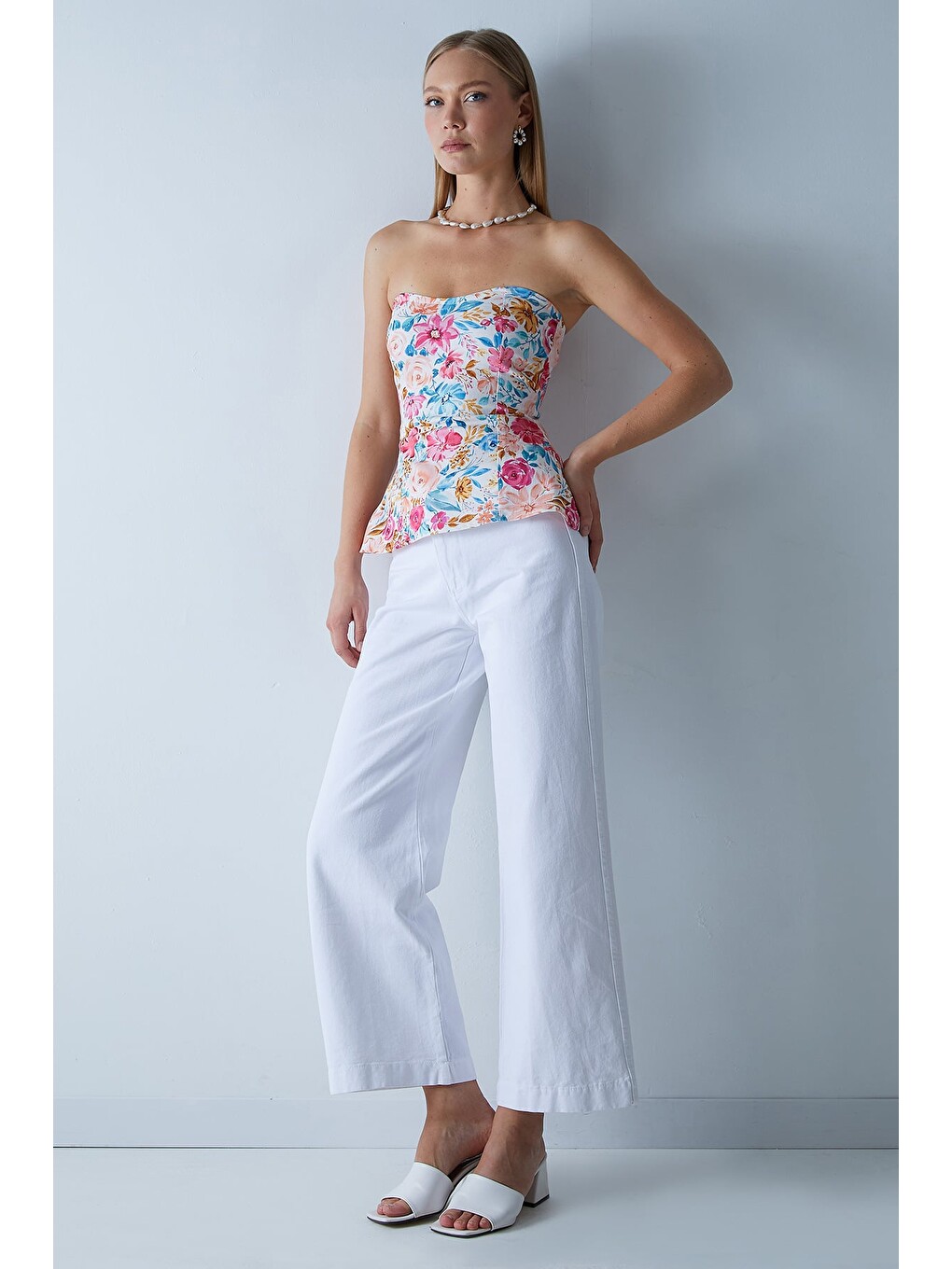 Beyaz Çift Düğmeli Gabardin Pantolon-2