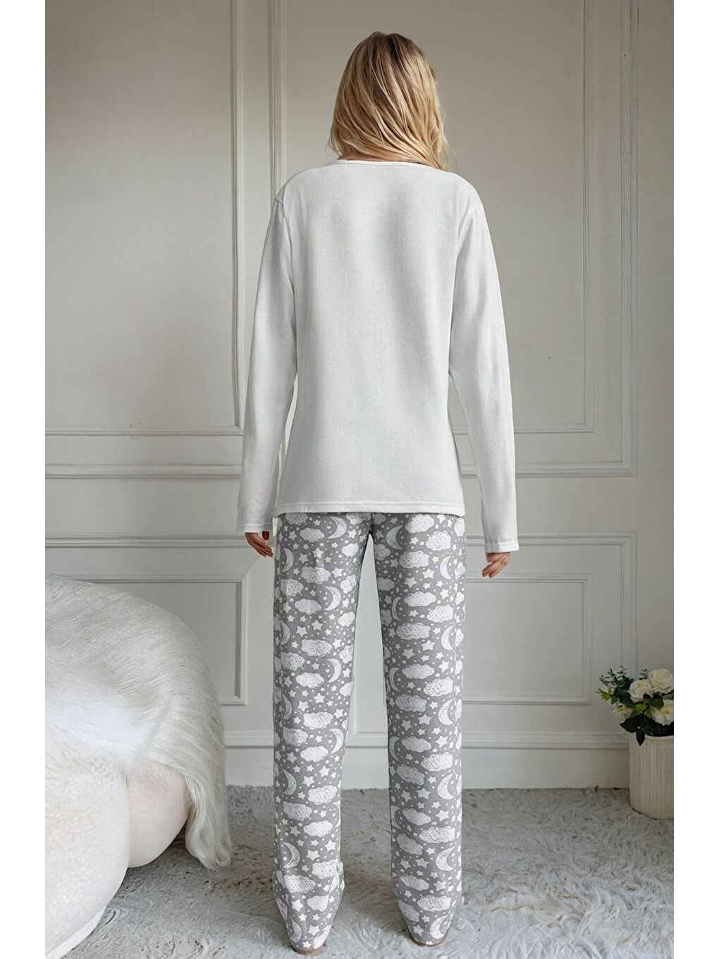 Beyaz Witch Please Baskılı Uzun Kollu Üst Gri Desenli Pijama Takımı-1