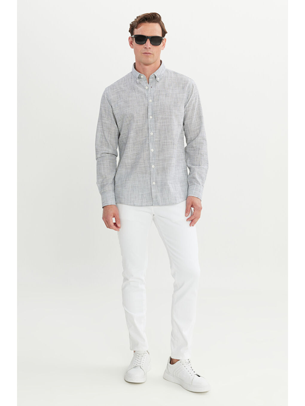 Erkek Siyah %100 Pamuk Comfort Fit Rahat Kesim Düğmeli Yaka Çizgili Gömlek-1