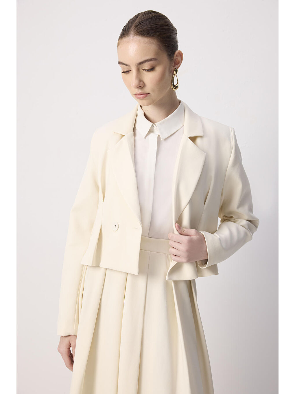 Bej Pileli Kruvaze Ceket Etek Takım-1